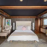 Yacht Irama