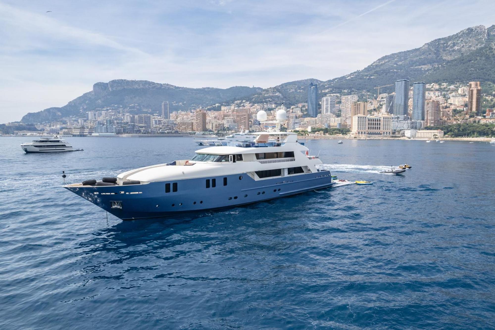 Yacht Irama * Cannes
